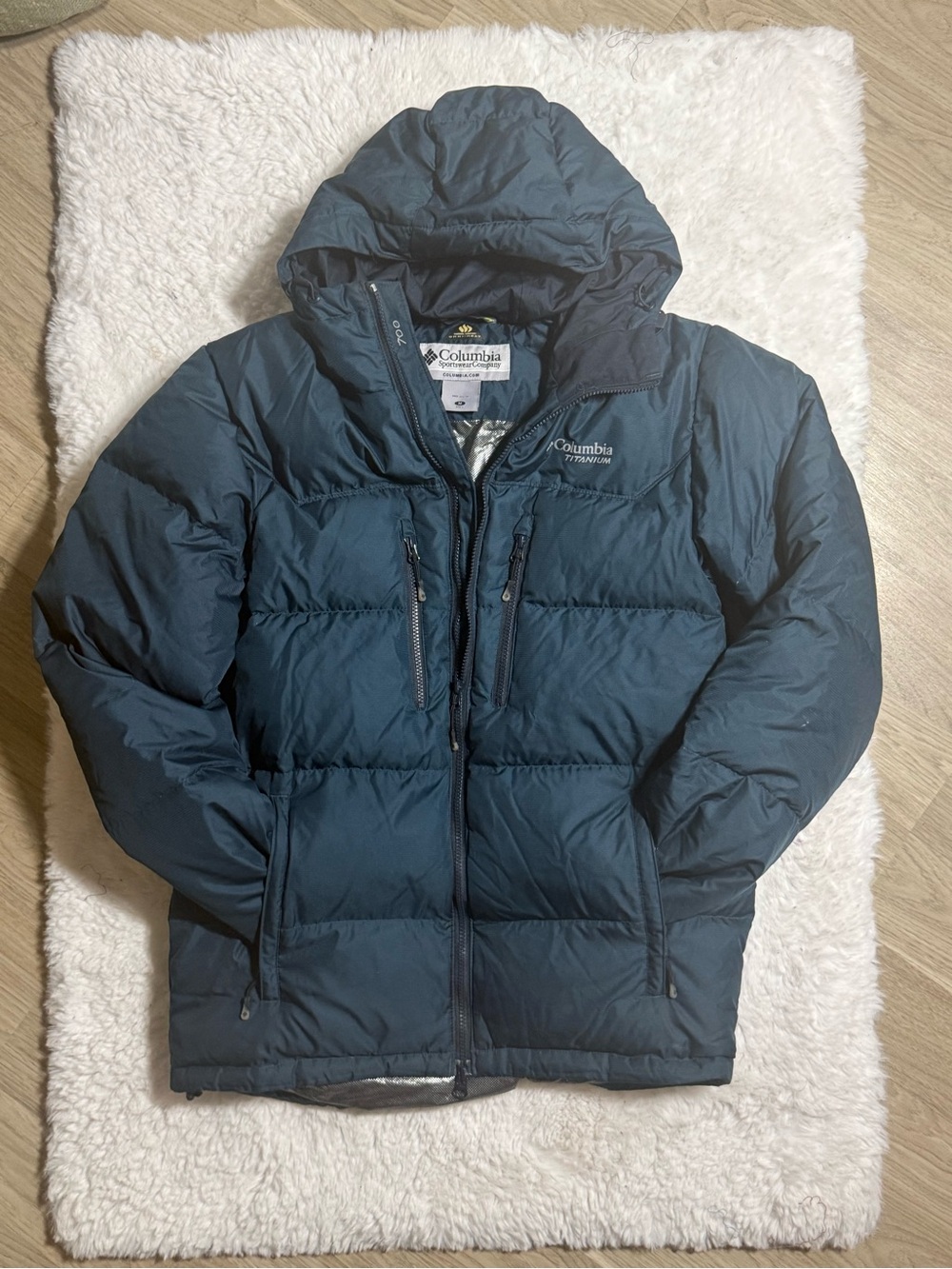 Columbia Men’s Hooded Puffer Jacket - Navy